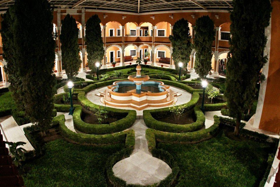 Hotel Royal Spa Zimapan Exterior photo